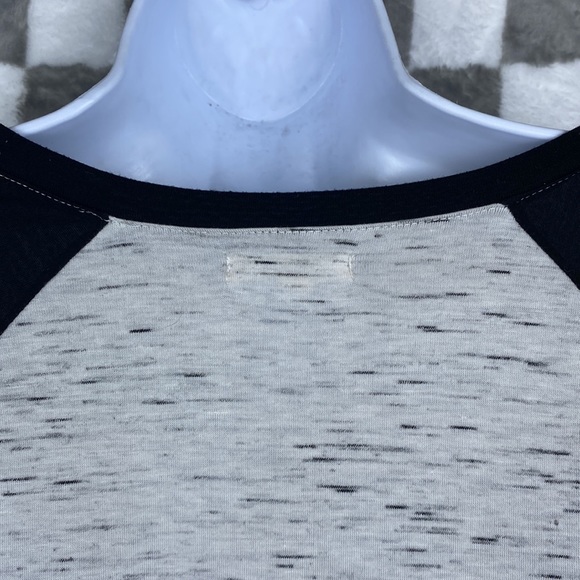 Coffee hug in a mug reglan T-shirt stone grey and black Maurices L top - Picture 4 of 6